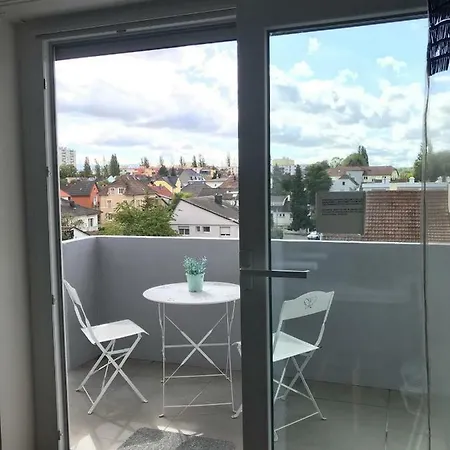 Joli A Euroairport-basel-mulhouse-freiburg Daire Saint-Louis (Haut-Rhin)