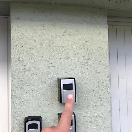 Joli A Euroairport-basel-mulhouse-freiburg Daire *