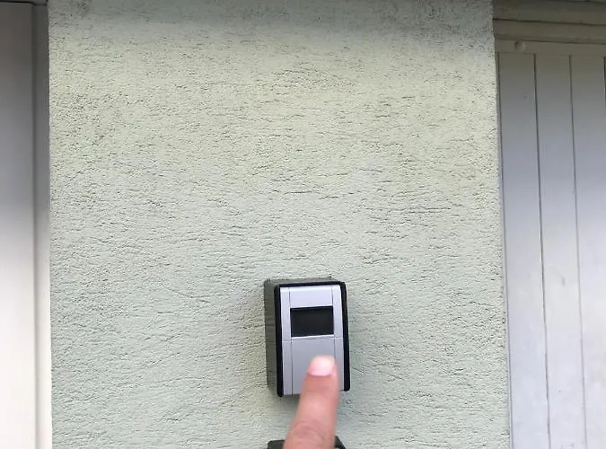 Joli A Euroairport-basel-mulhouse-freiburg Apartamento *